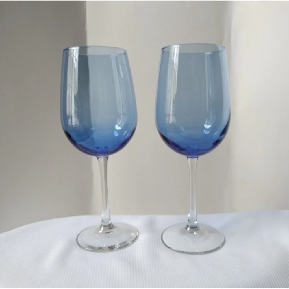 2 Pier One Vina Blue Wine Glasses Clear Stemmed 9.25